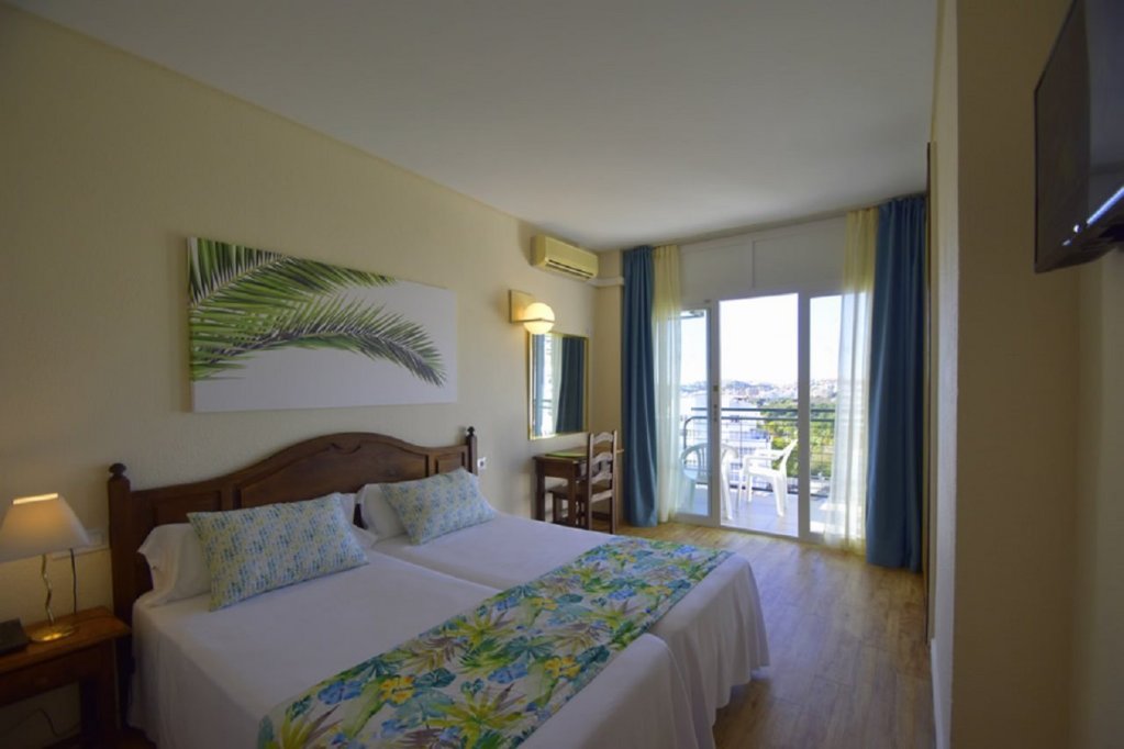 Фото Hotel Thb San Fermín