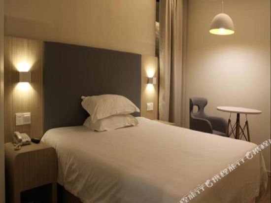 Фото Hanting Hotel Shanghai Caohejing Yishan Road