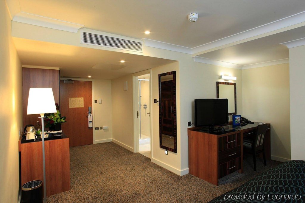 Фото Holiday Inn London - Kensington High St., an Ihg Hotel
