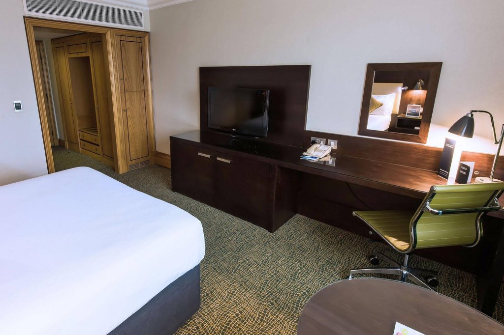 Фото Leonardo Royal Southampton Grand Harbour