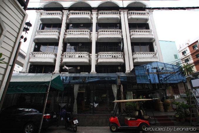 Фото The Best Bangkok House