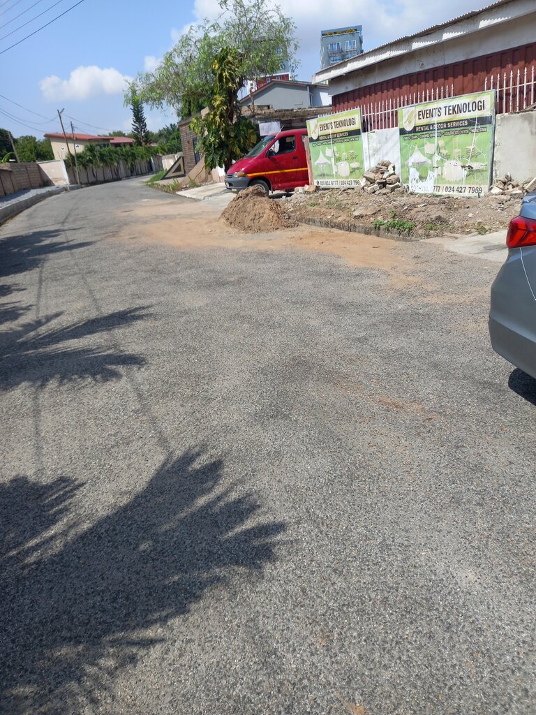 Sound and lighting equipment Events Technology, Accra, photo