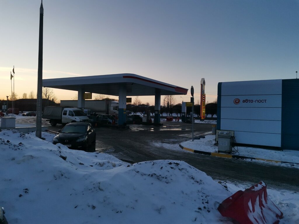 gas station — Роснефть — Pskov, photo 1