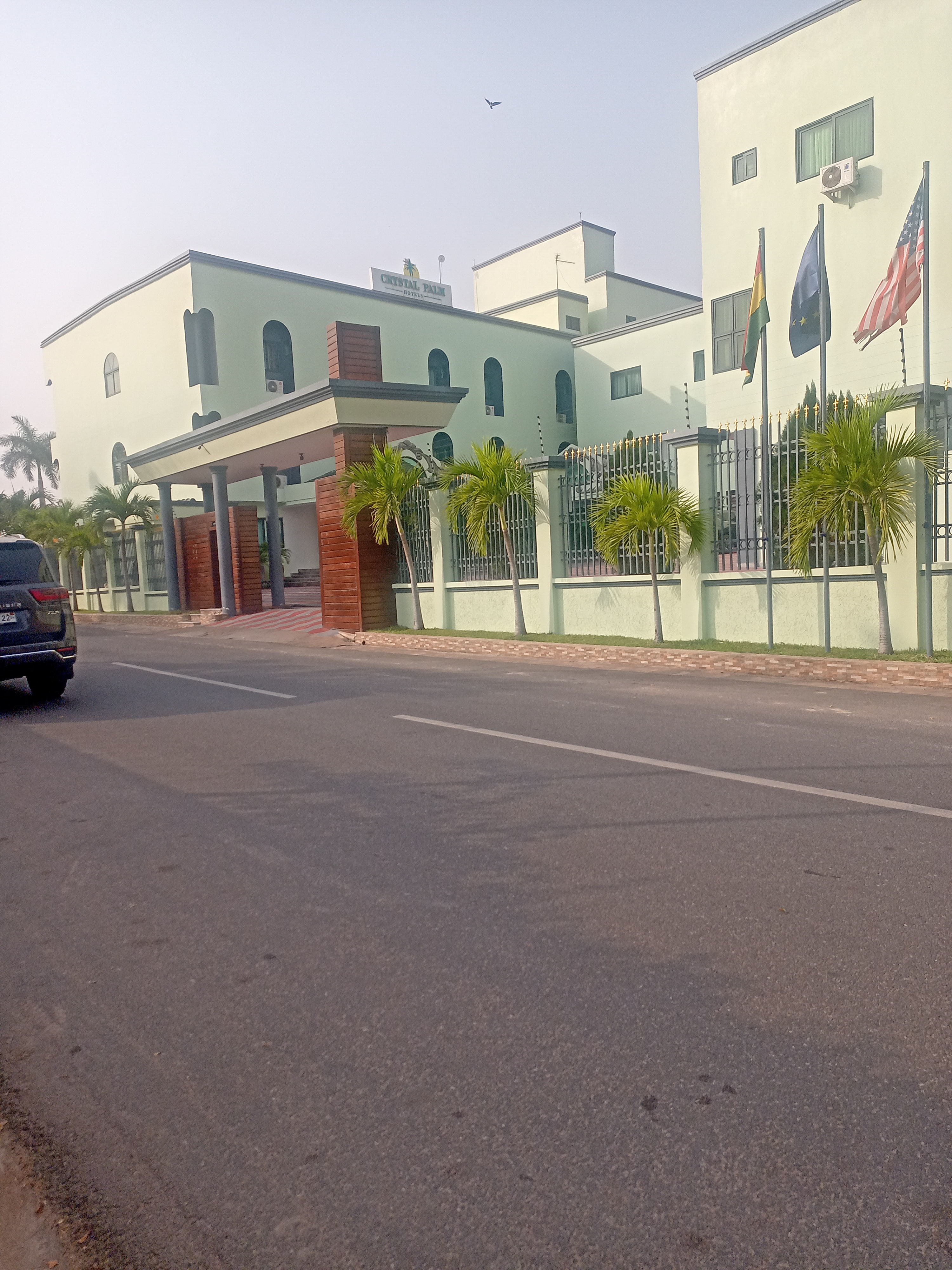 Фото Crystal Palm Hotel
