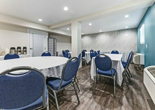 Гостиница Red Roof Inn Tulare в Портвилле