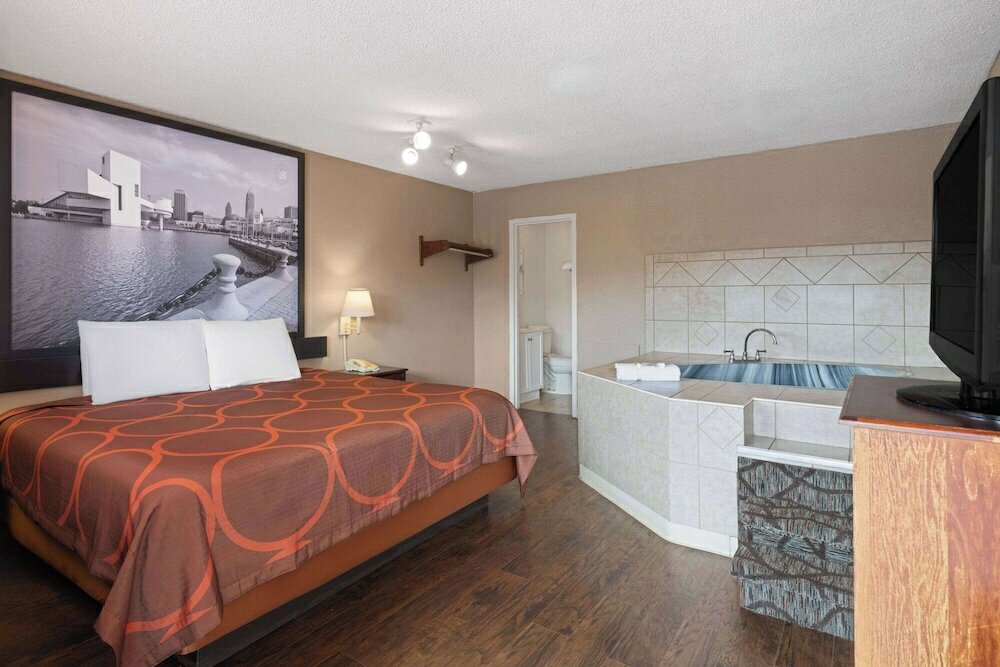 Фото Super 8 by Wyndham Youngstown/Girard