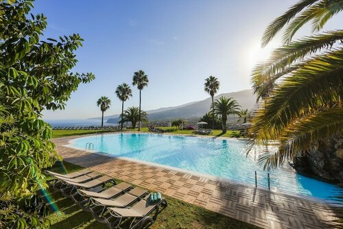 Внешний вид отеля Hotel Las Aguilas Tenerife, Affiliated by Melia в Порто-де-ла-Крусе, фото 2