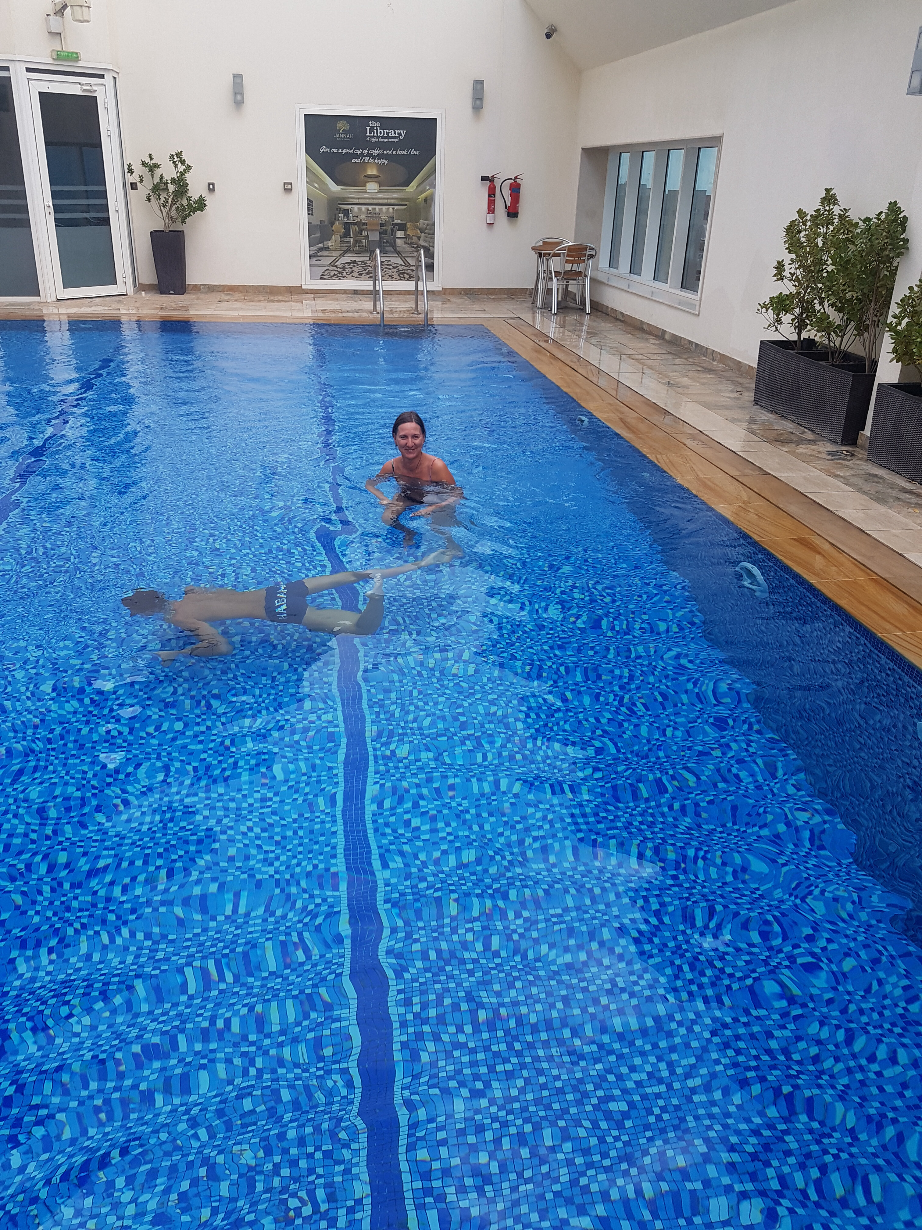 Фото отеля 2