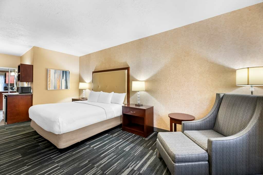 Фото Best Western Plus Abbey Inn