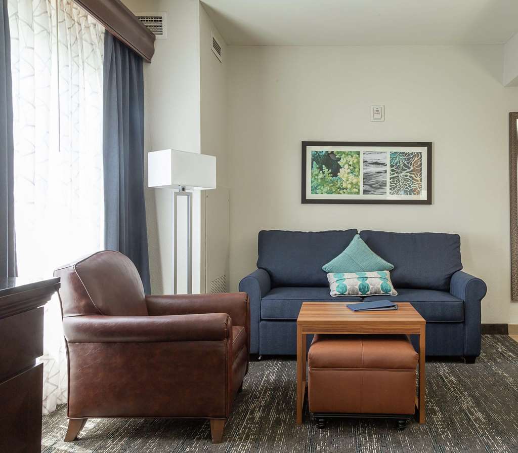 Фото Homewood Suites by Hilton Miami Airport West