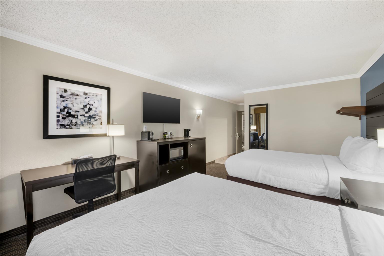 Фото Best Western Airport Albuquerque InnSuites Hotel & Suites