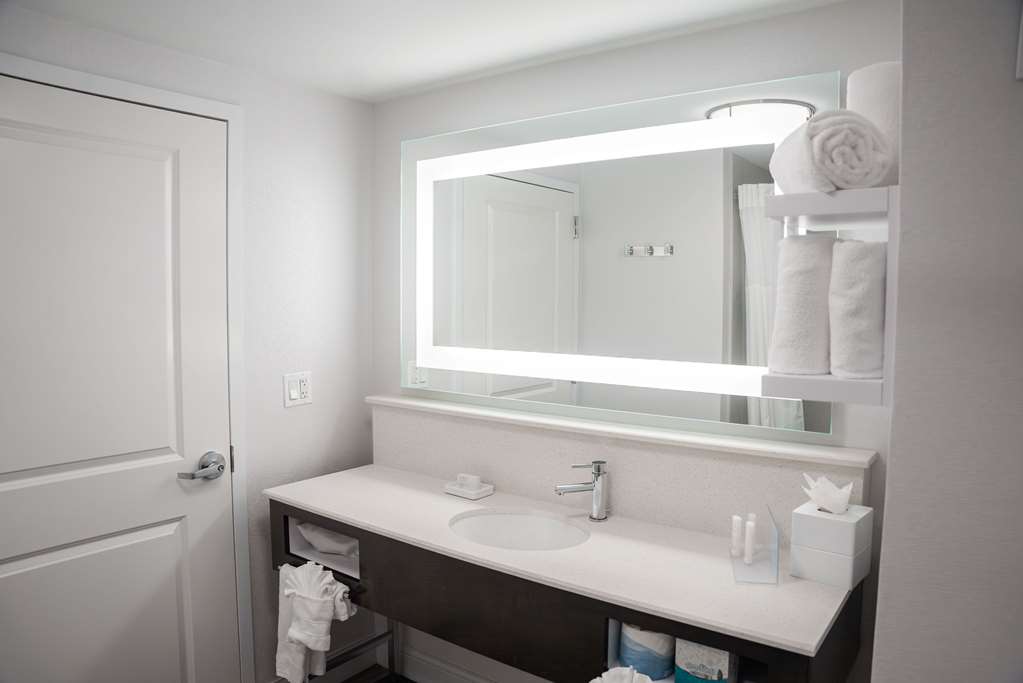 Фото Hampton Inn & Suites Fairfield