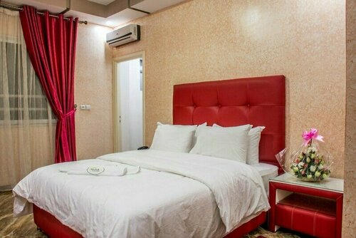 Гостиница Hotel Hadaik Ain Asserdoune в Бени-Меллаль
