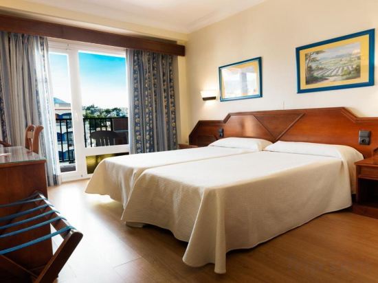 Фото Hotel Monarque Fuengirola Park