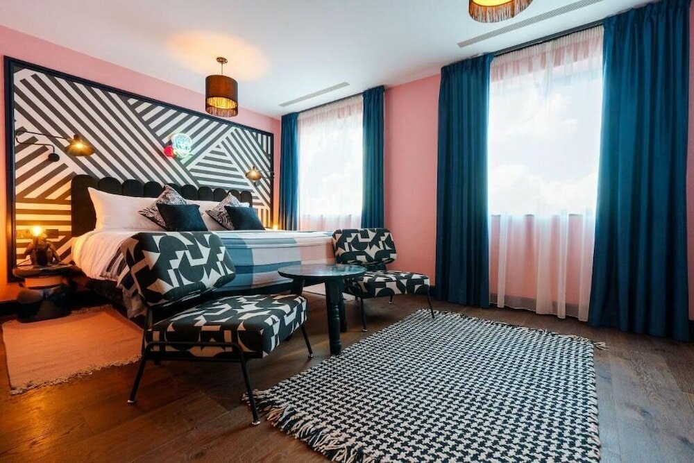 Фото Selina Camden