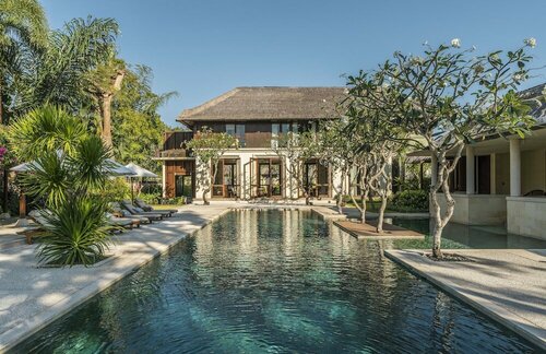 Внешний вид отеля Four Seasons Resort Bali at Jimbaran Bay в Джимбаране, фото 1