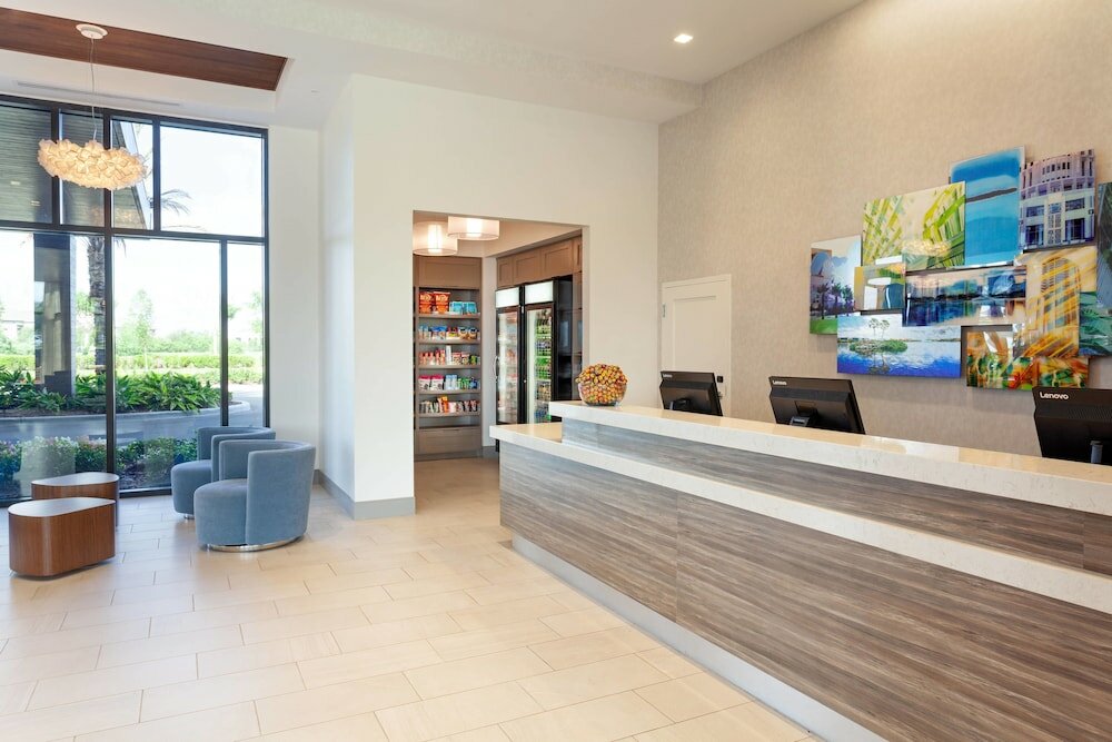 Фото SpringHill Suites by Marriott Orlando at Millenia