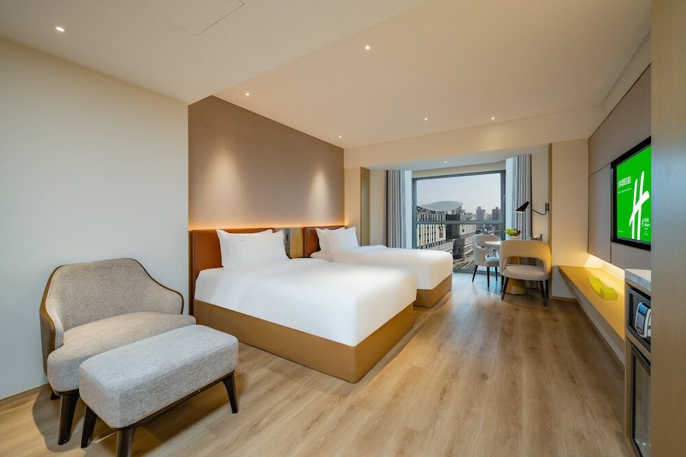 Фото Holiday Inn Shanghai Huaxia, an Ihg Hotel