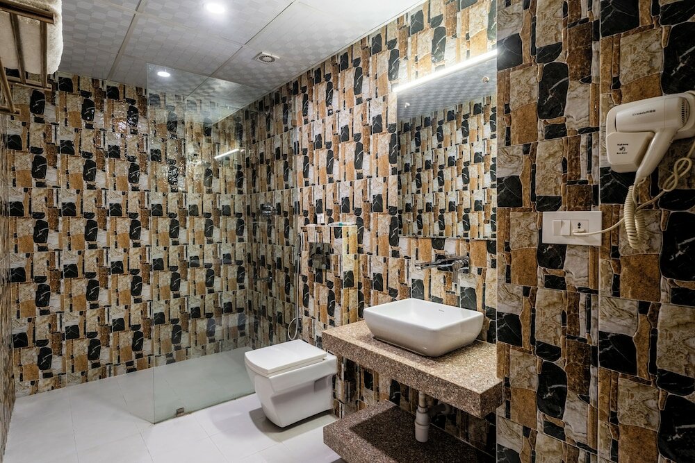 Фото Hotel Yukhang