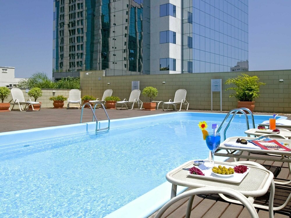 Фото Novotel Porto Alegre Tres Figueiras Hotel