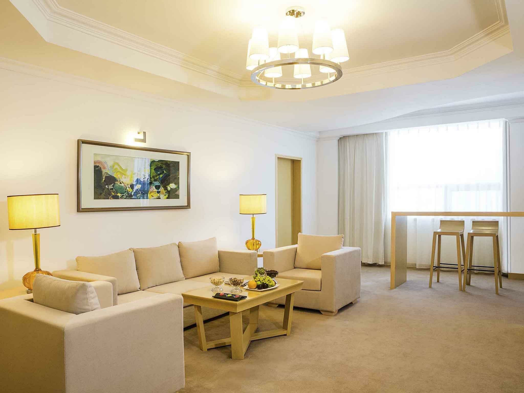 Фото Grand Mercure Urumqi Hualing