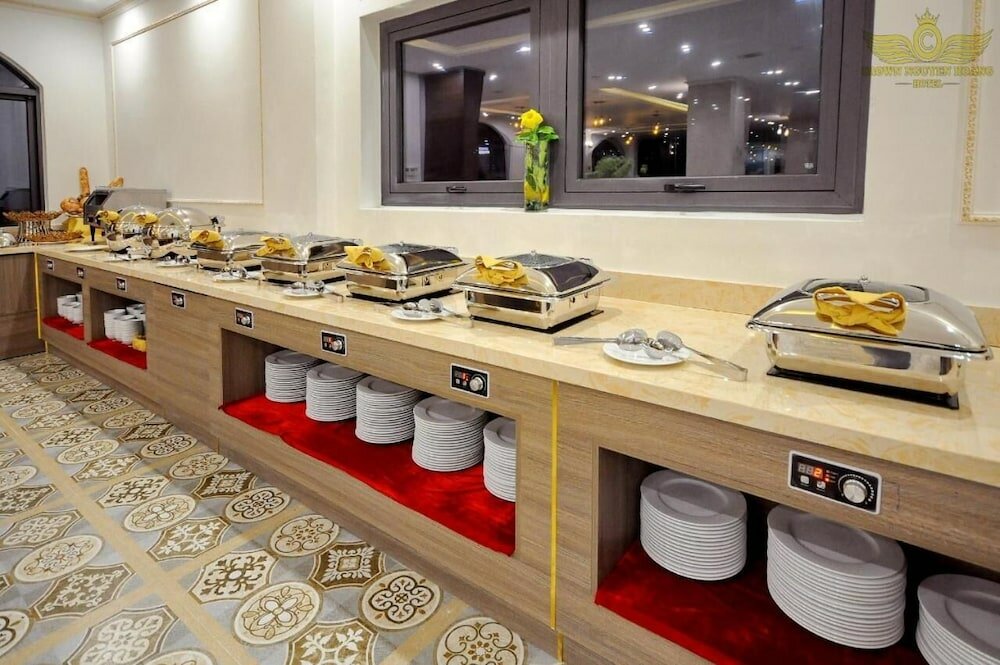 Фото Crown Nguyen Hoang Hotel