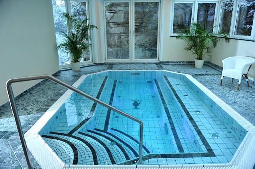 Фото Hotel Salzburger Hof