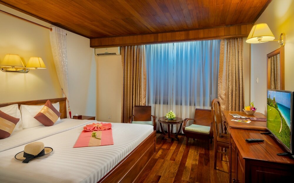 Фото Ta Prohm Hotel