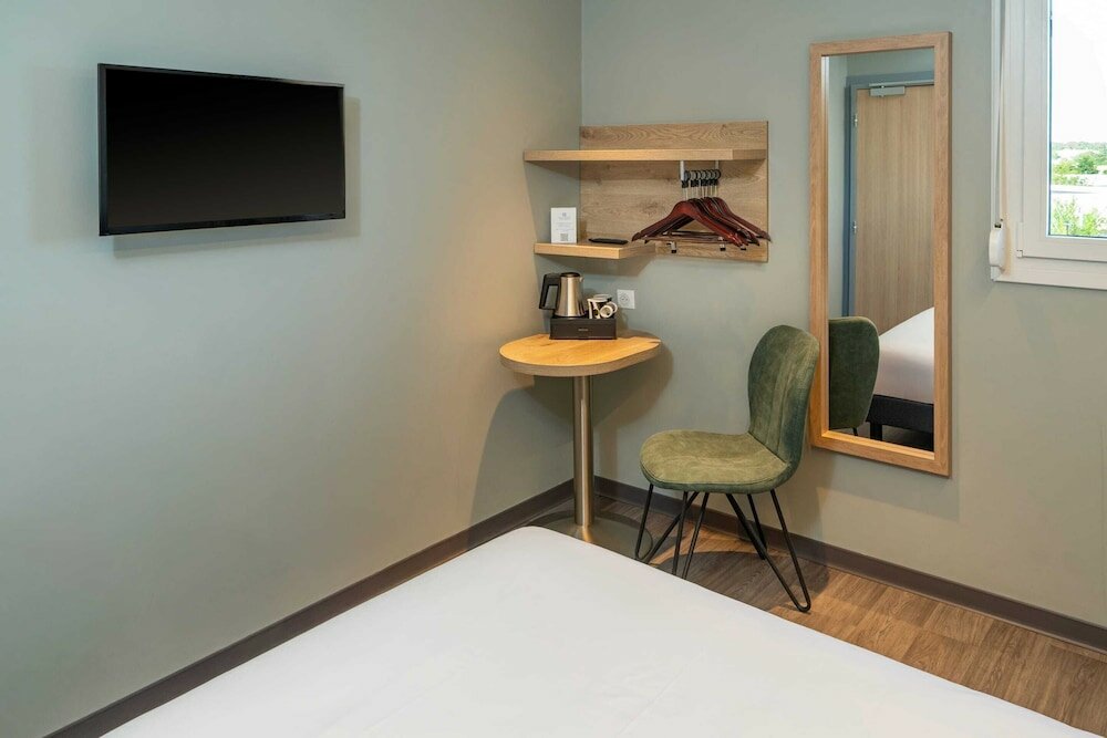 Фото Sure Hotel by Best Western Dole