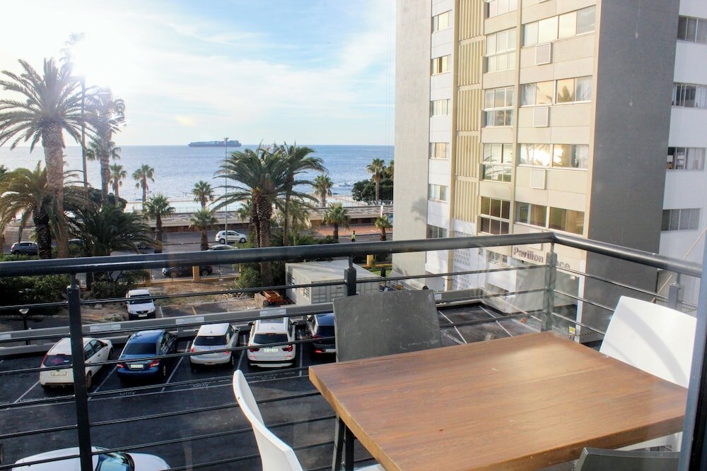Фото Mojo Hotel