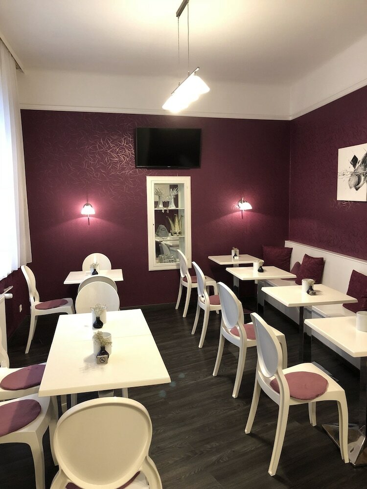 Фото Hotel Goldene Spinne