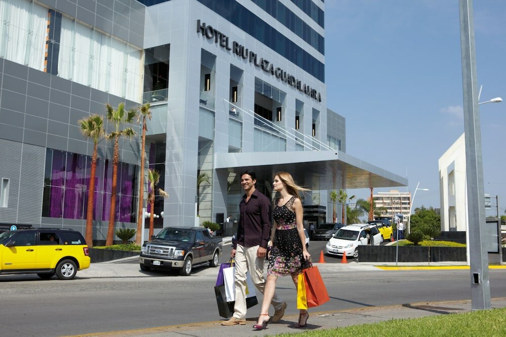 Фото Hotel Riu Plaza Guadalajara