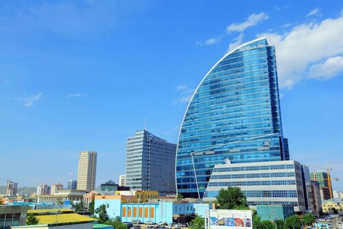 Внешний вид отеля The Blue Sky Hotel and Tower в Улан-Баторе, фото 1