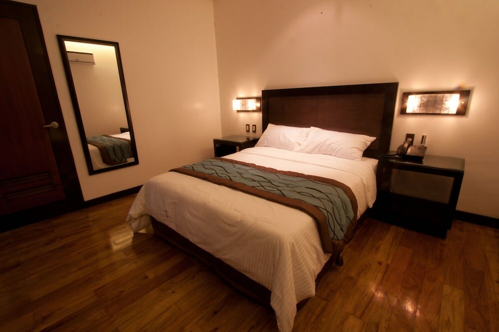 Фото Century Hotel
