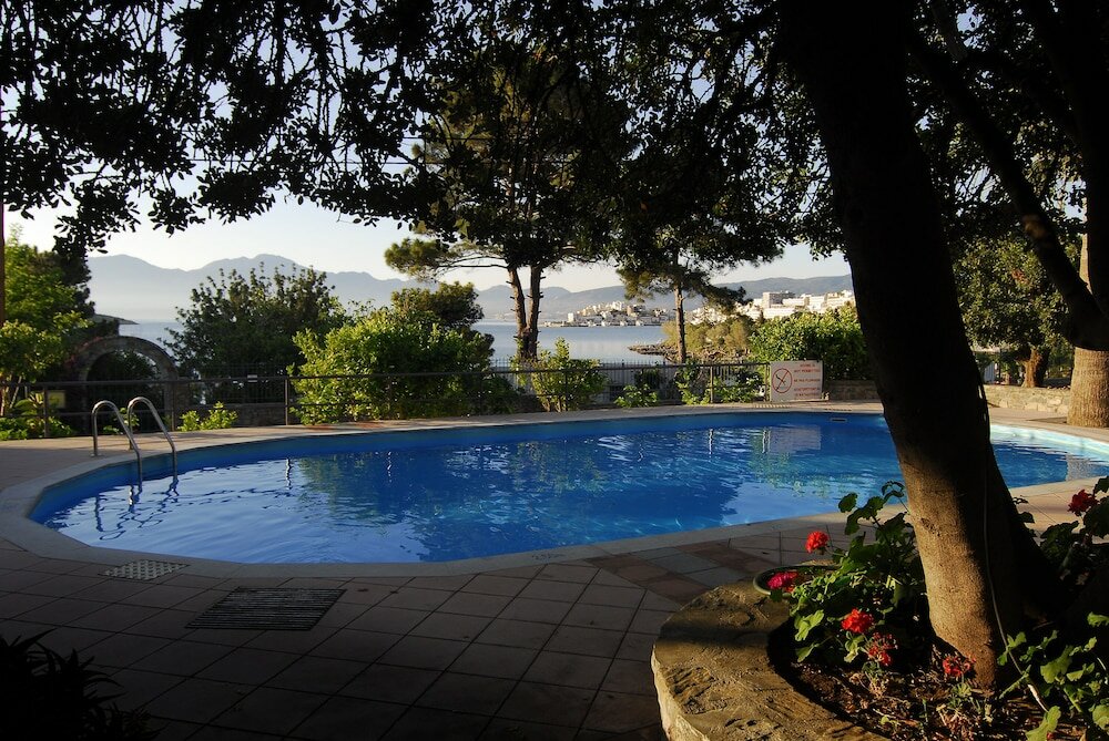 Фото Lato Hotel
