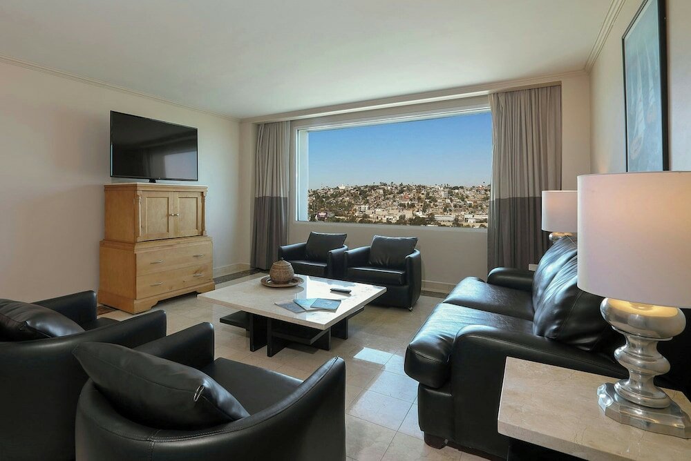 Фото Tijuana Marriott Hotel