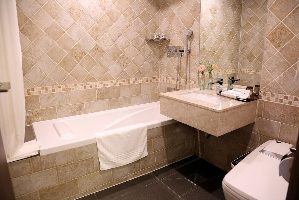 Фото Busan Business Hotel