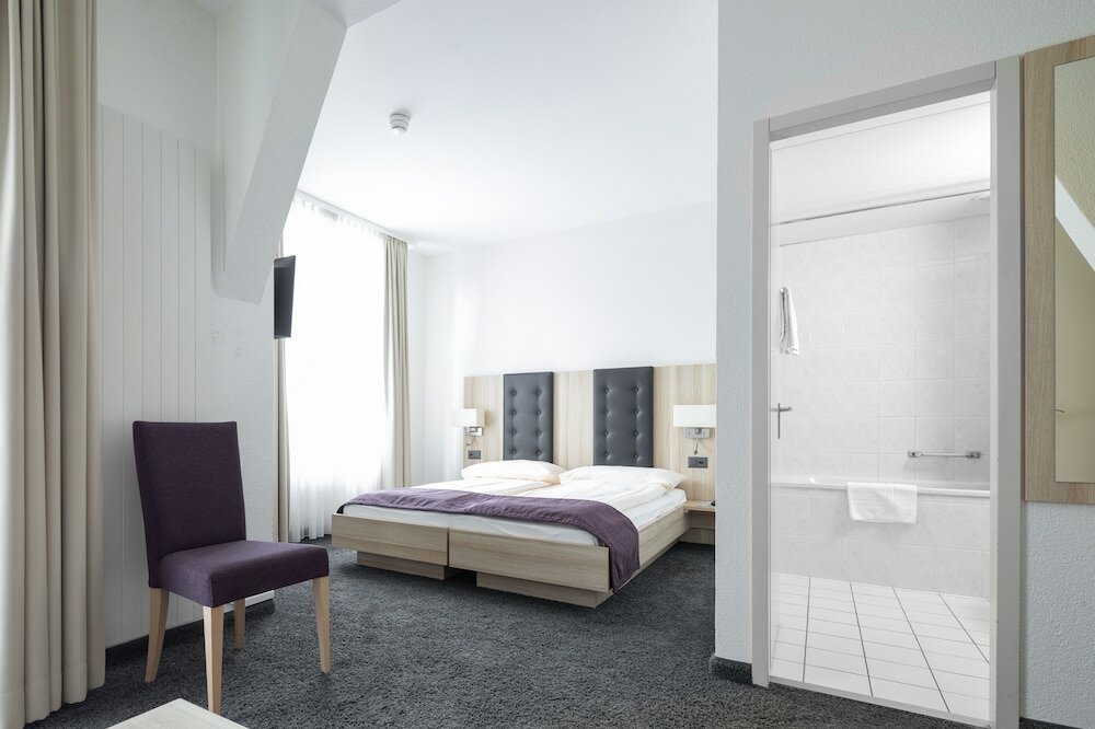Фото Hotel Lötschberg