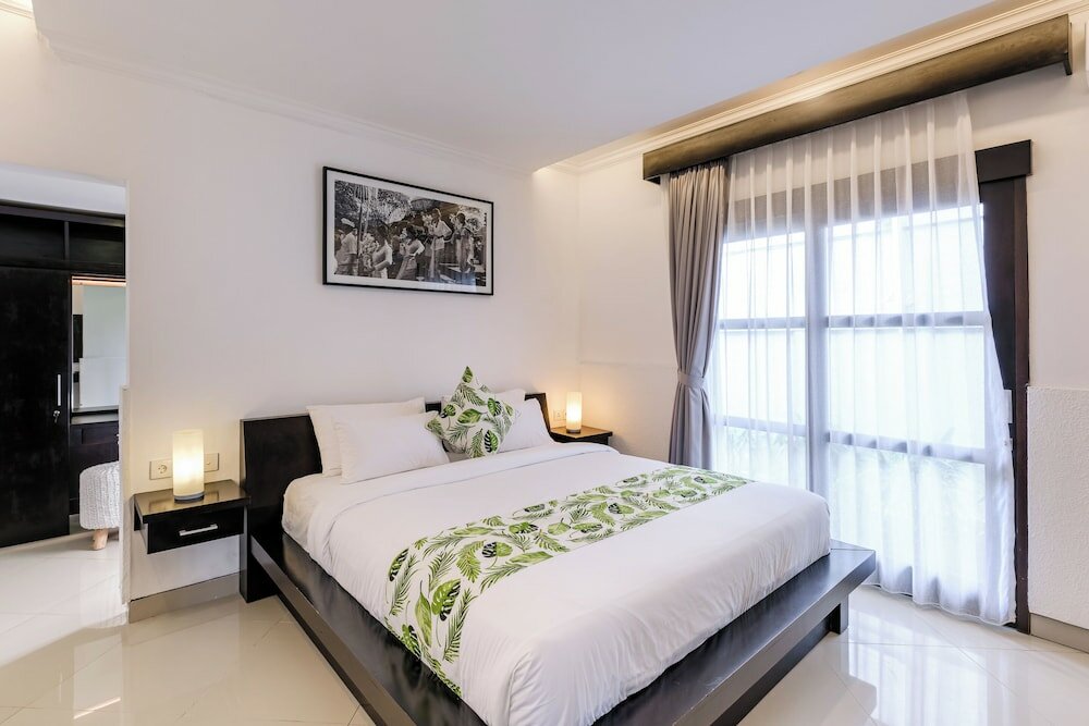 Фото Chandi Hotel