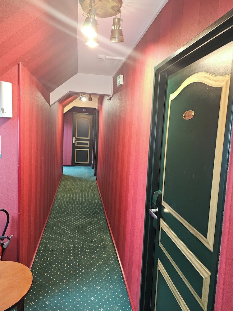 Фото Hôtel 1er Consul Rouen