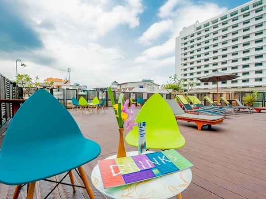 Фото The Seasons Pattaya