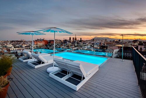 Внешний вид отеля Yurbban Trafalgar Hotel в Барселоне, фото 2