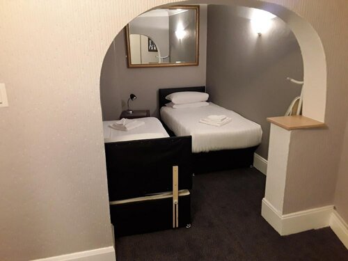 Внешний вид отеля The Liverpool Inn Hotel в Ливерпуле, фото 5