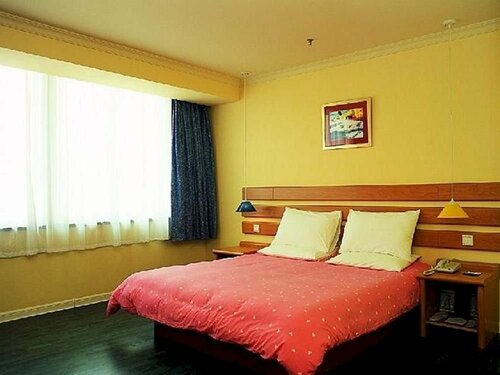 Гостиница Home Inn Hotel в Цзямусы