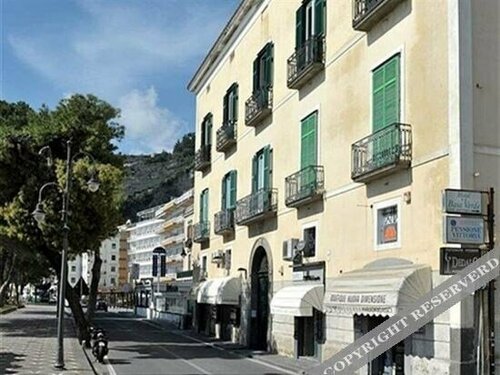 Гостиница Casa Vacanze l Amore в Майори