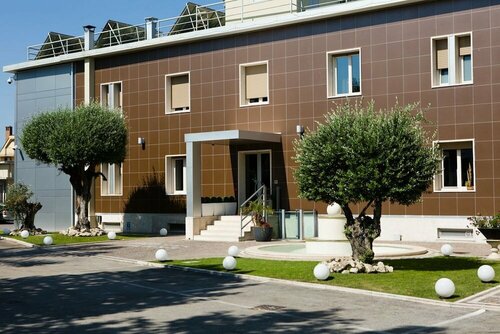 Гостиница Hotel Plana в Казерте