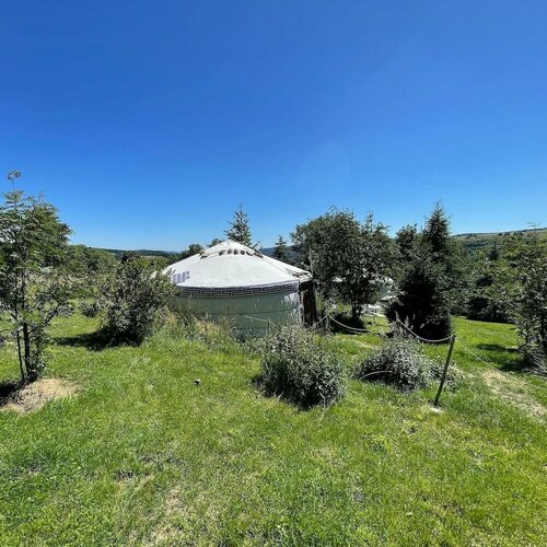 Гостиница Eco Yourte Les Airelles в Амбере