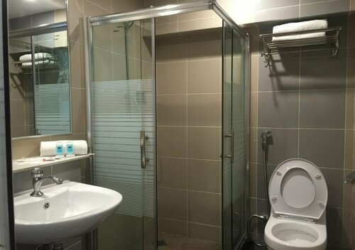 Гостиница Check Inn Hotel Tawau в Тавау