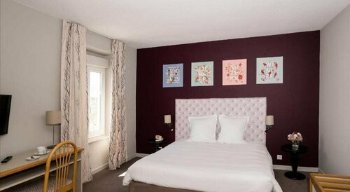 Гостиница Logis Hôtel le Tisseur des Saveurs в Монбризоне