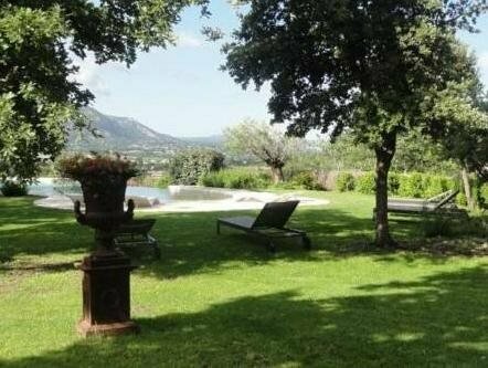 Гостиница Hotel Le Vieux Bistrot в Апте